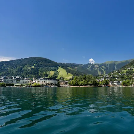 Mountain And Lake Twenty Three Zell am See